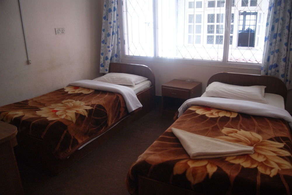 Hotel Pokhara Peace Kathmandu Buitenkant foto